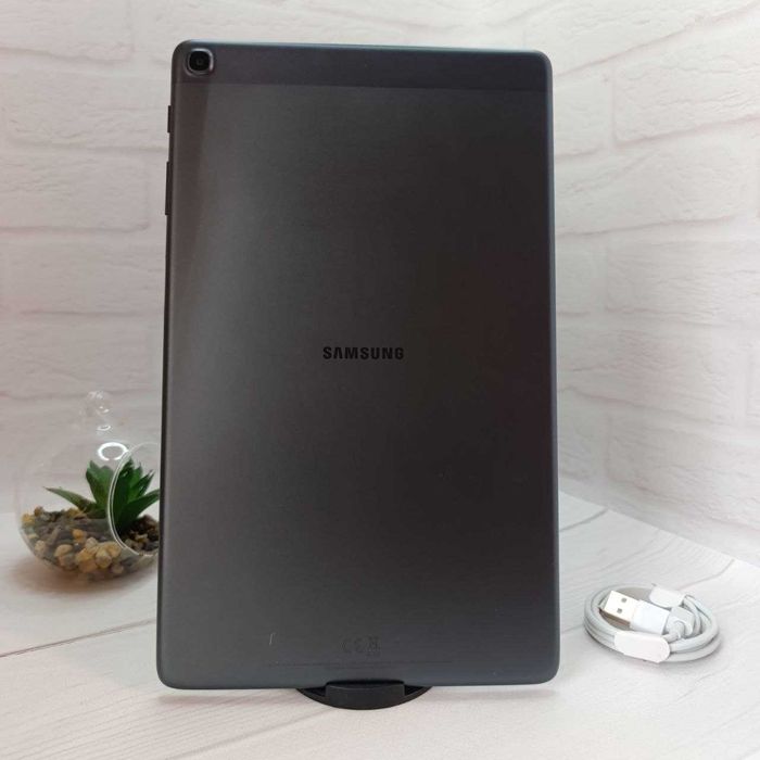Продам планшет  Samsung Tab A T510 2/32Gb в гарному стані