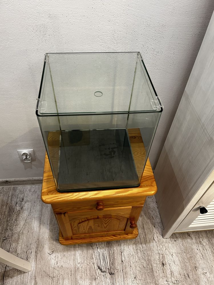 Alwarium 35 L plus szafka, lampka