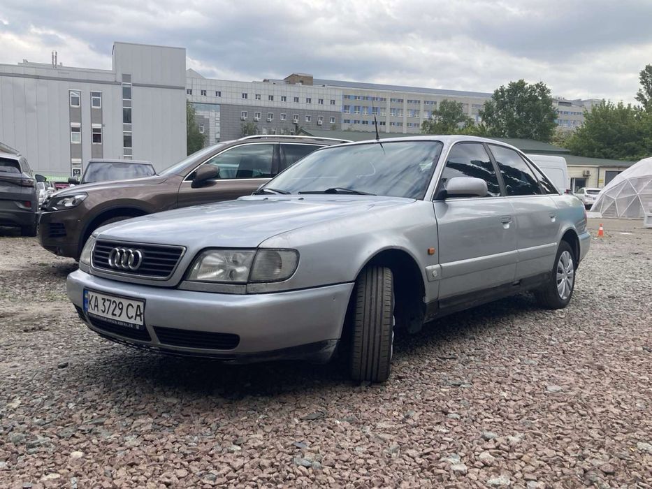 Продам Ауді А6 в хорошому стані