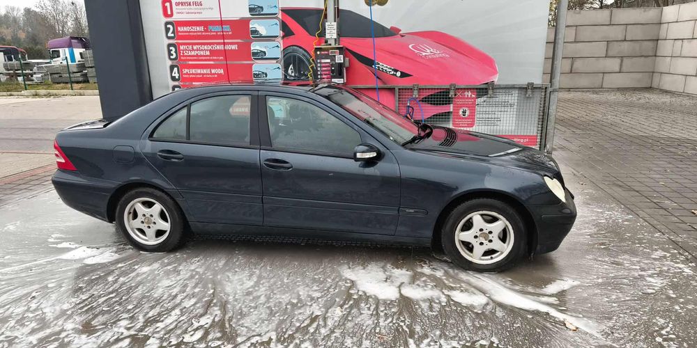 Sprzedam Mercedes c 180