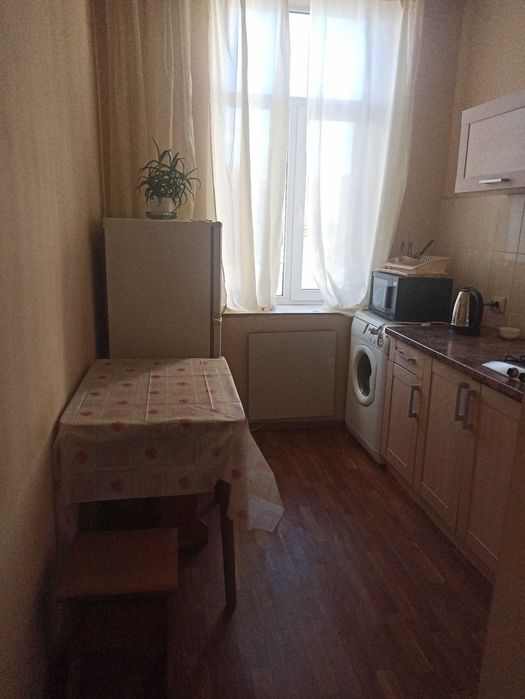 Оренда форум,центр,світло не вимикають