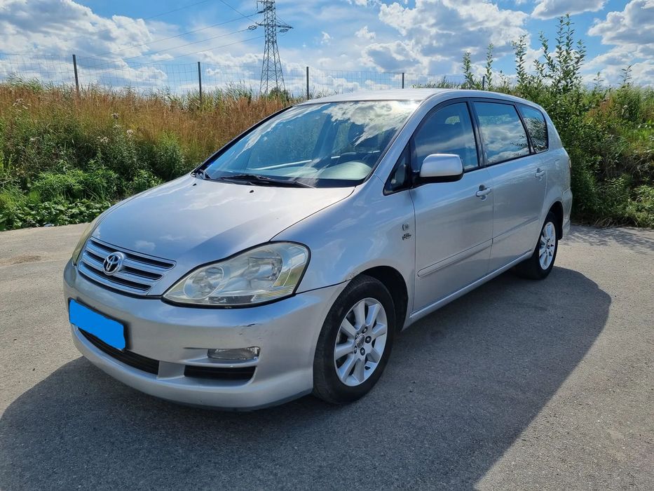 Toyota Avensis Verso Toyota Avensis Verso 2.0 D-4D (7-osobowa)