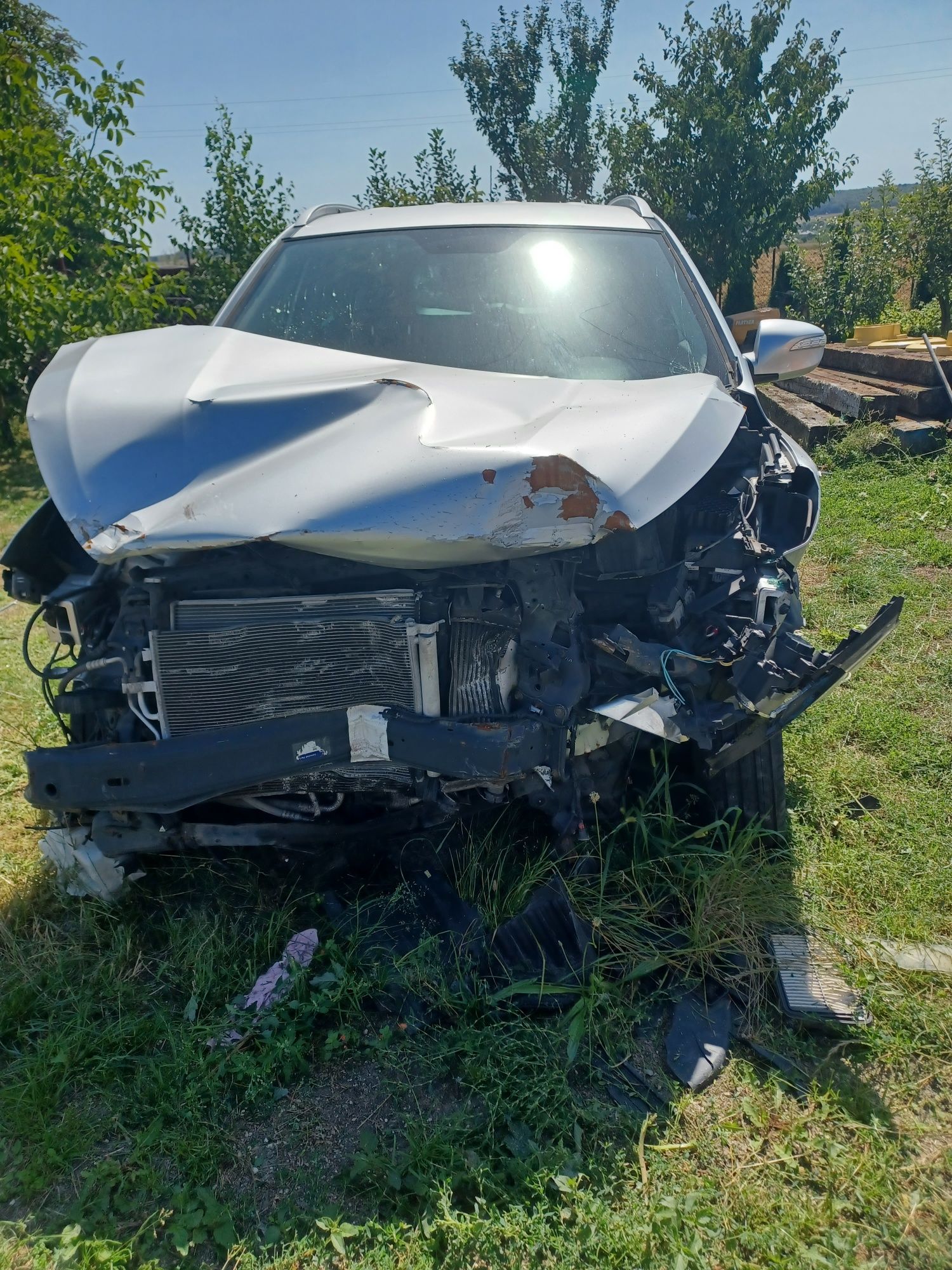Witam sprzedam auto pokolizyjne stan jak na zdjęciach