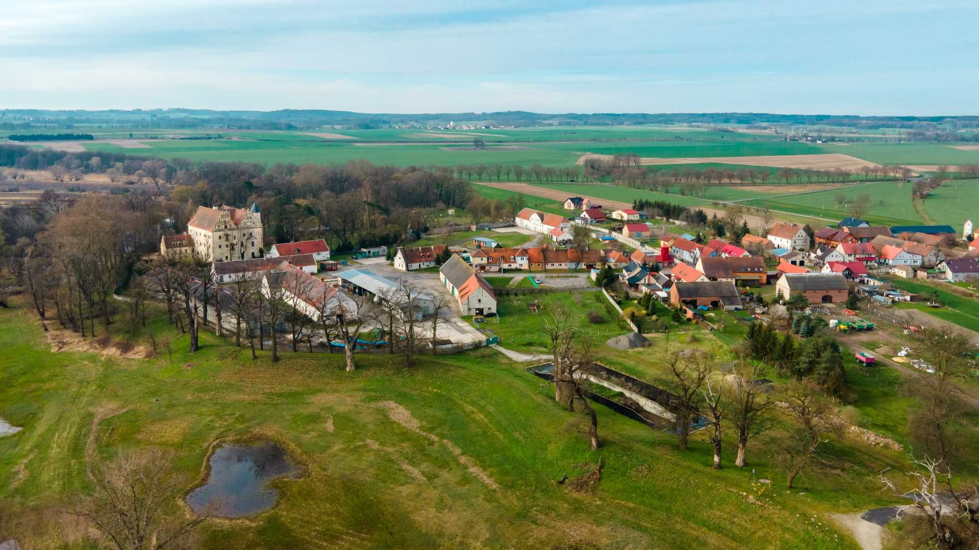 Działka rolna zabudowana-woj.doln.,pow.głogowski,gm.Żukowice,Czerna