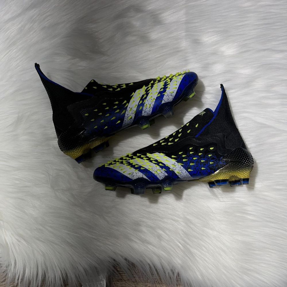 Бутси Adidas Predator Freak