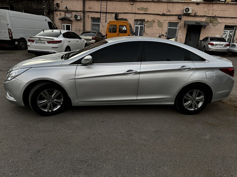 аренда авто/оренда авто/авто в аренду/аренда машины/оренда авто таксі
