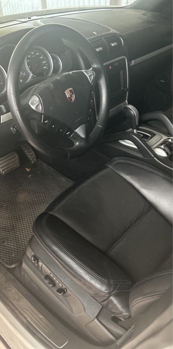 Porsche cayenne gts 2008