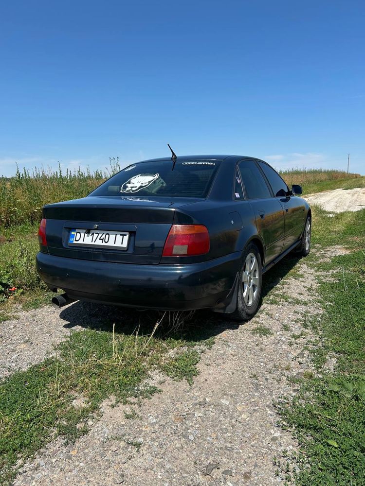 Продам ауді а4 1.8т