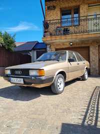 Audi 80 1981r. Baza na klasyka