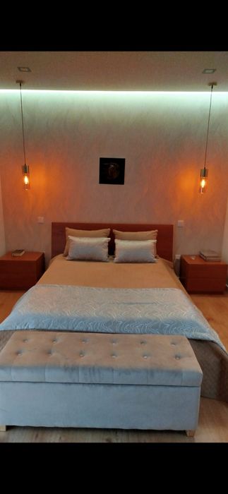 Cama de casal/ quarto casal