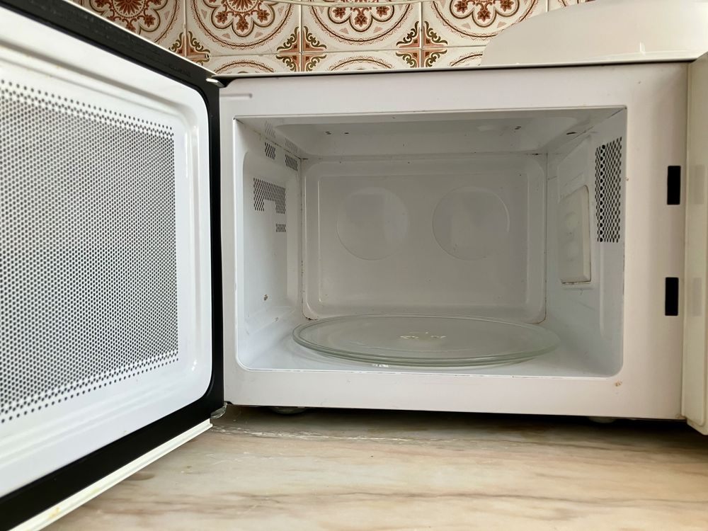 RESERVADO | Microondas Becken