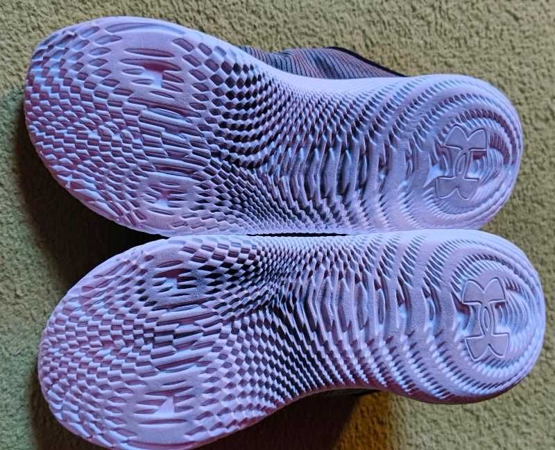 Under Armour SlipSpeed M7 W8,5 UK-6 40 25cm