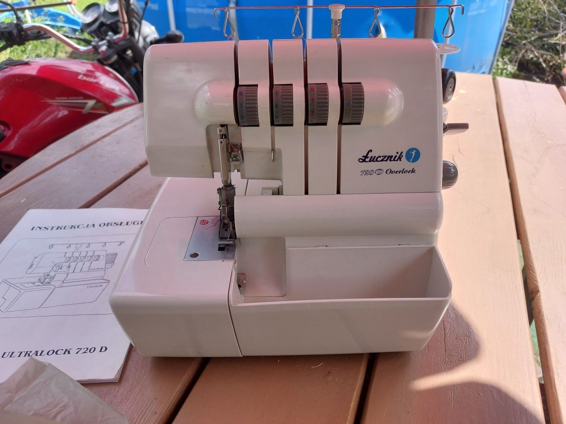 Overlock Łucznik 720d owerlok