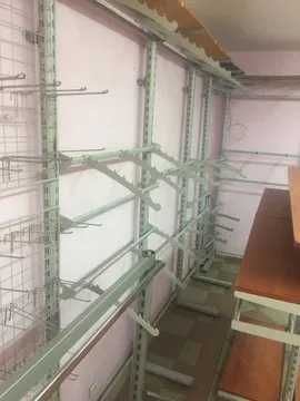 Regał ścienny regulowany półka sklepowa