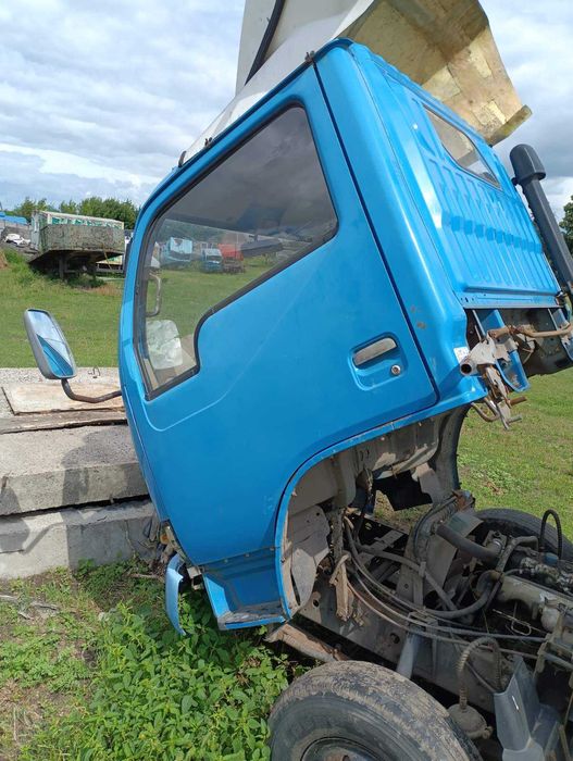кабина Dong feng 1044  донг фенг DF-30 запчасти