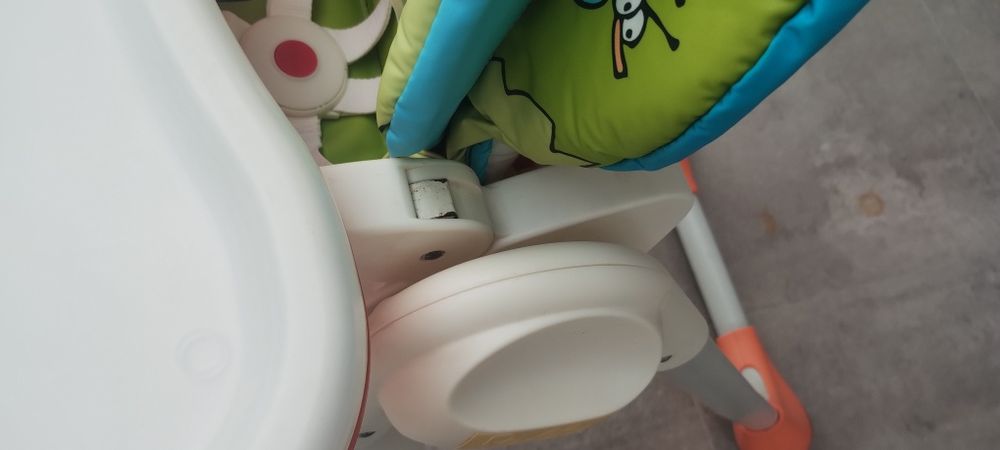 Cadeira Chicco Polly 2 em 1