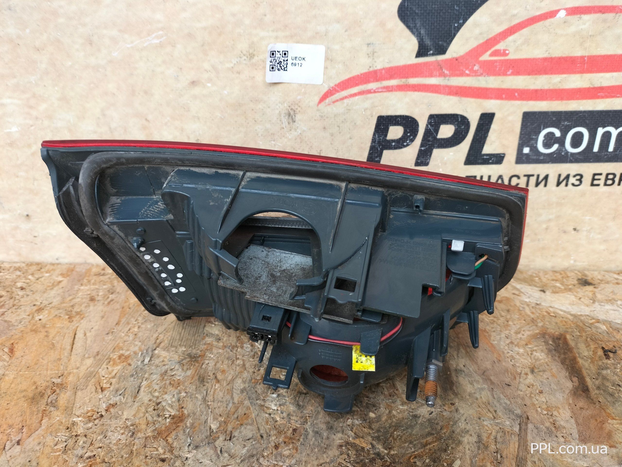 BMW 3 F30 F31 2011-2014 Фонарь задний правый 6321-7259916 / 7259916