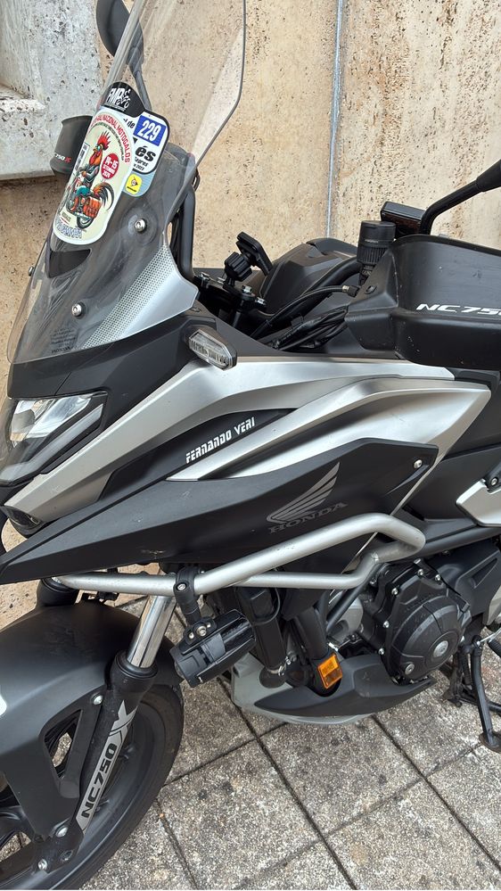 Mota Ncx bem equipada com material original Honda motoboxe penafiel