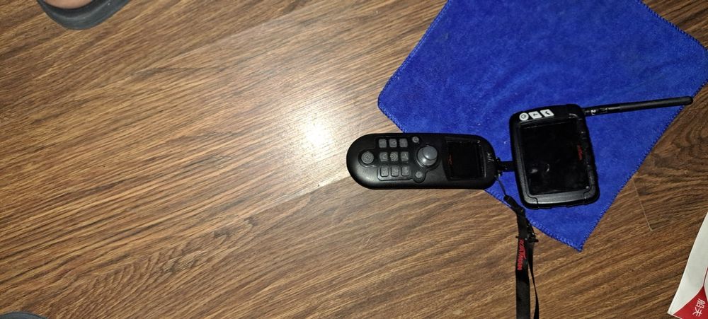 Łodka zanętowa gps+echosonda boatman kupiona w kwietniu. sprawna 100%