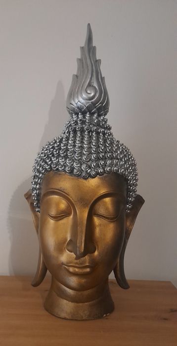 Cabeça de Buda grande