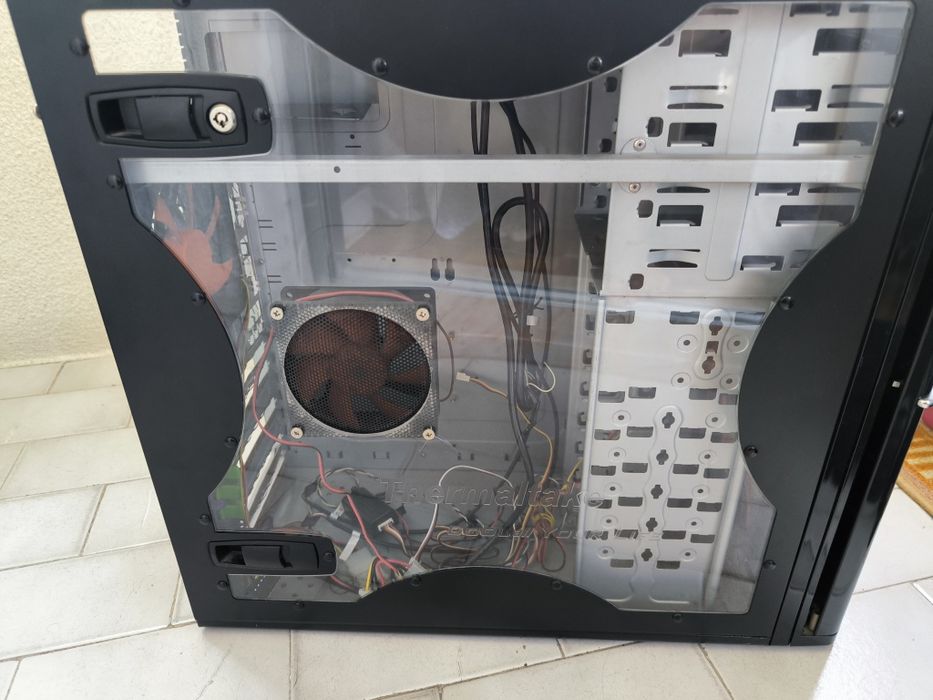 Torre PC Thermaltek Soprano DX