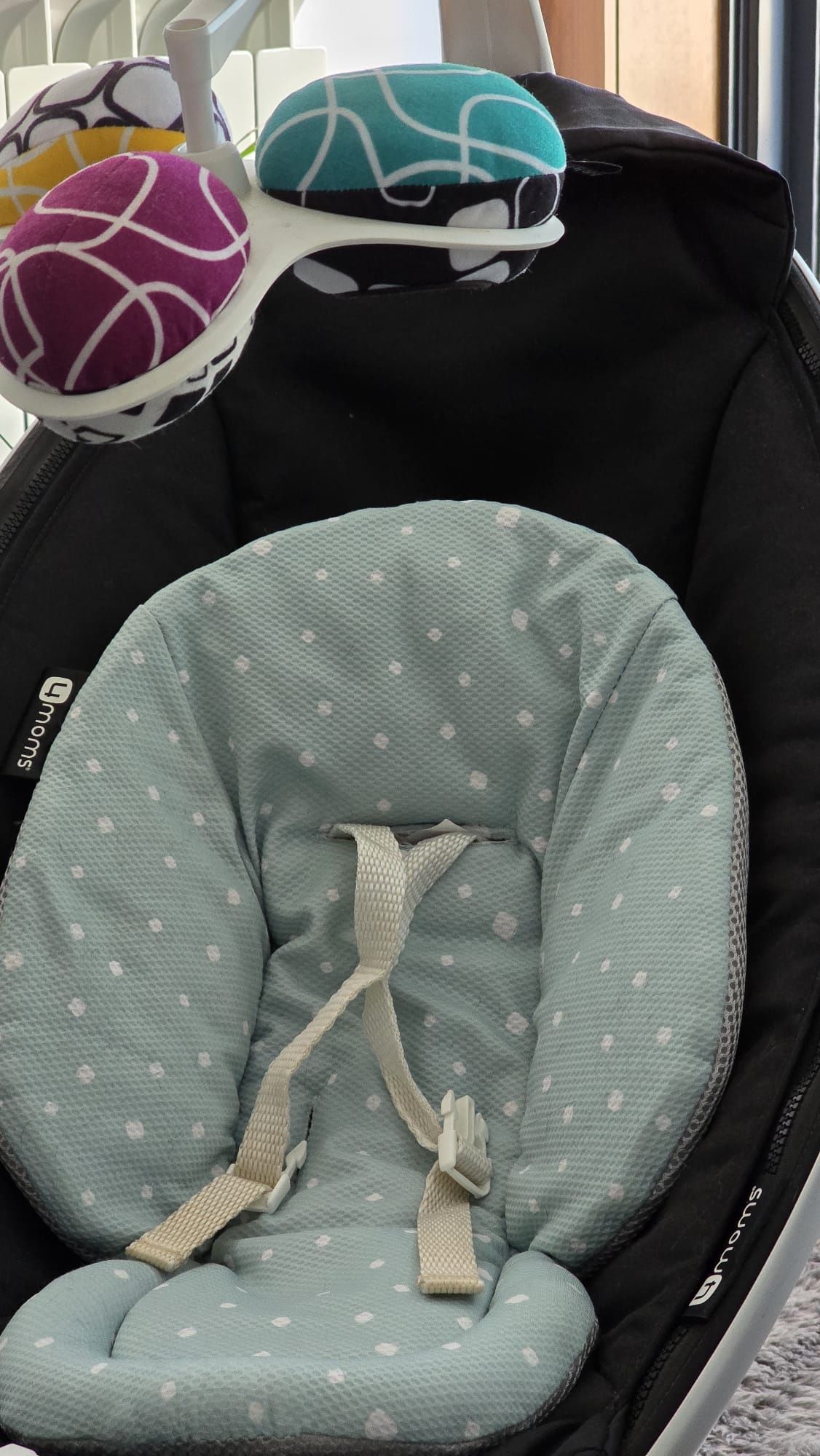 4 moms mamaroo em excelente estado