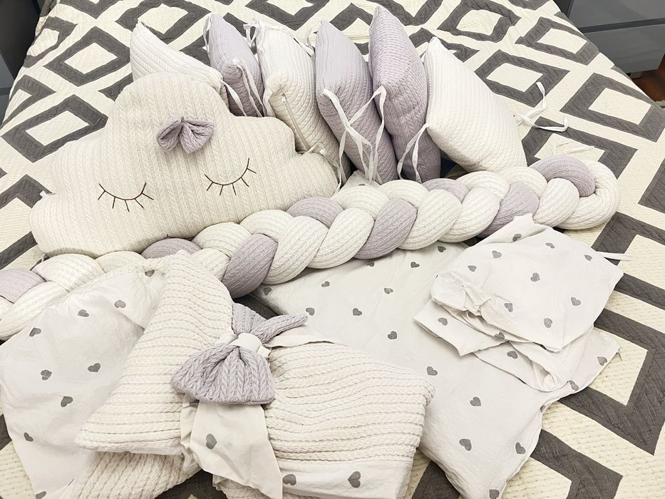 Бортики у ліжечко