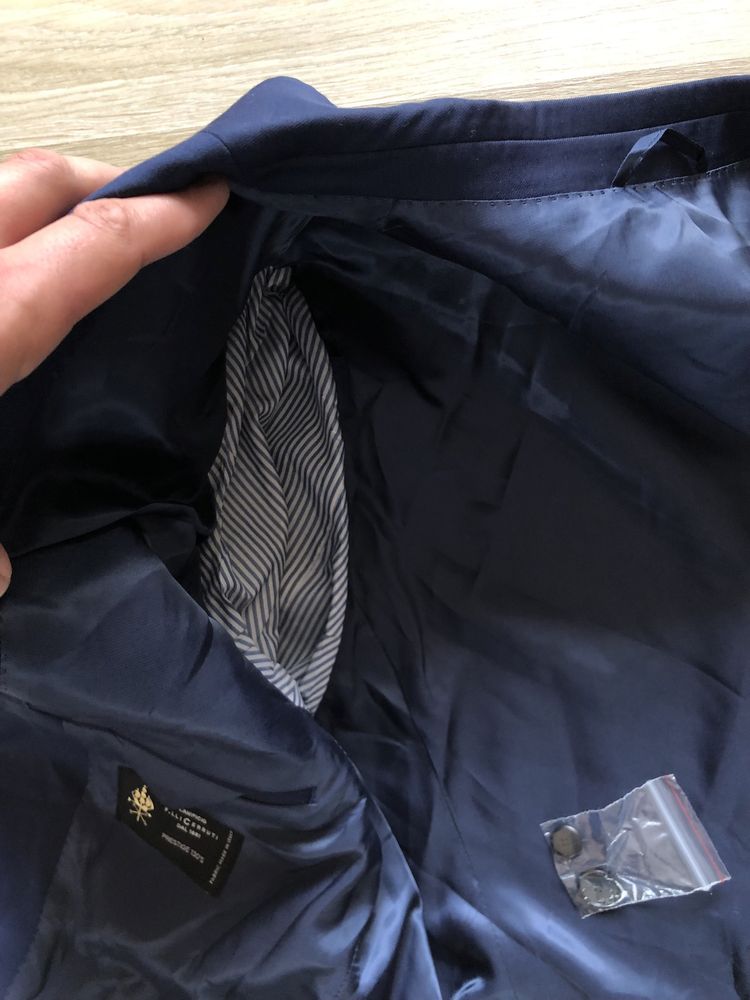 F. lli Cerutti Dal 1881 prestige 130’s Moss Bros. loro piana піджак