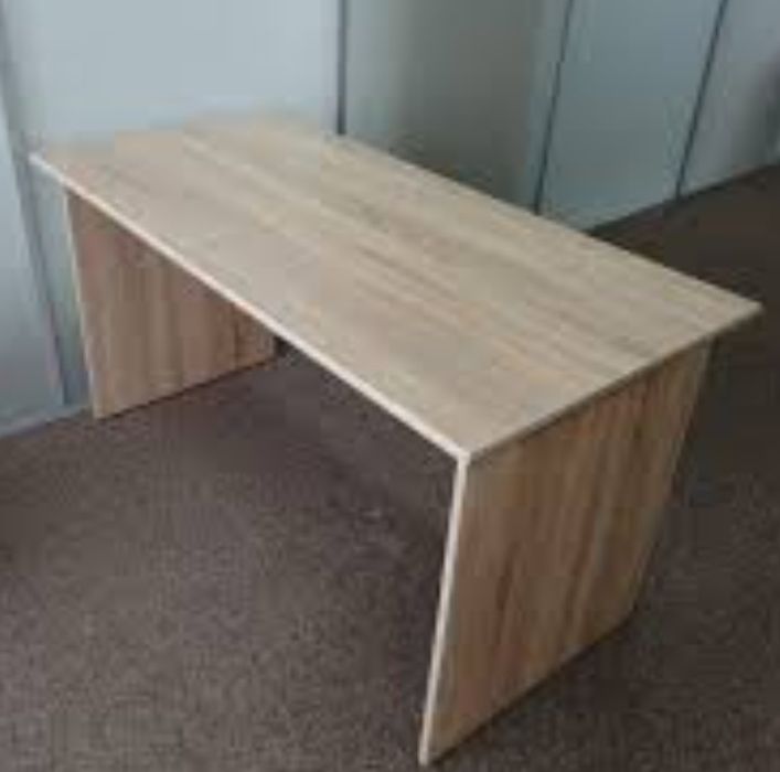 Столи офісні 120*60 та 140*70
