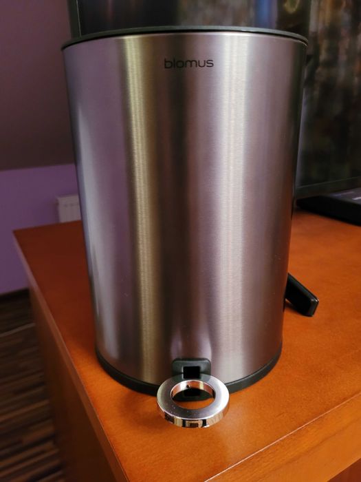 Blomus Kosz "Sino" w kolorze stalowym na śmieci - 3 l Nowy