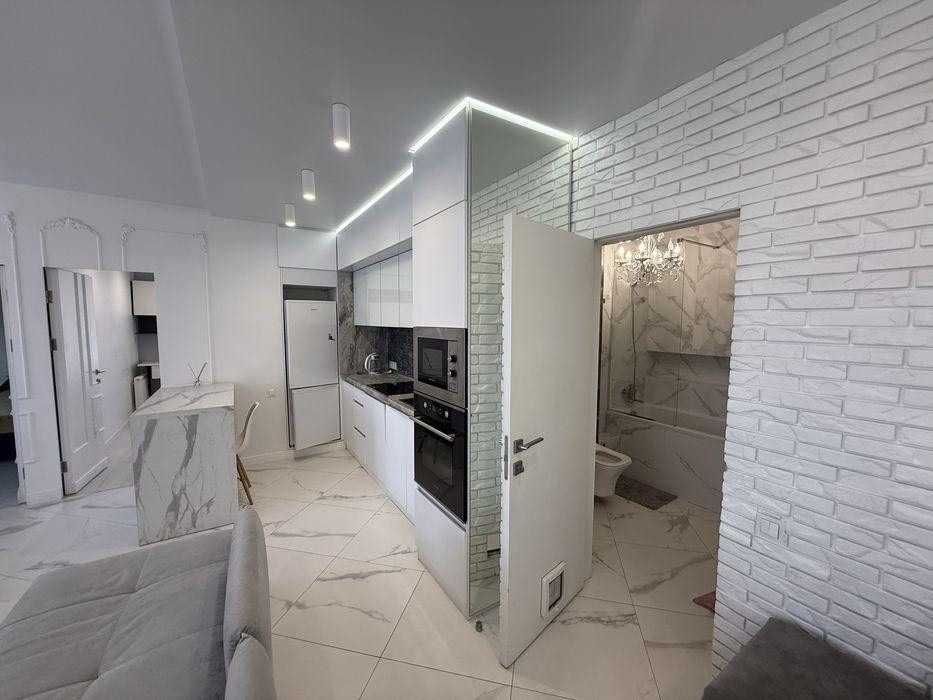 Продам 3 кімн. кв-ру з  ремонтом ЖК Одеський, вул, Качанівська 22