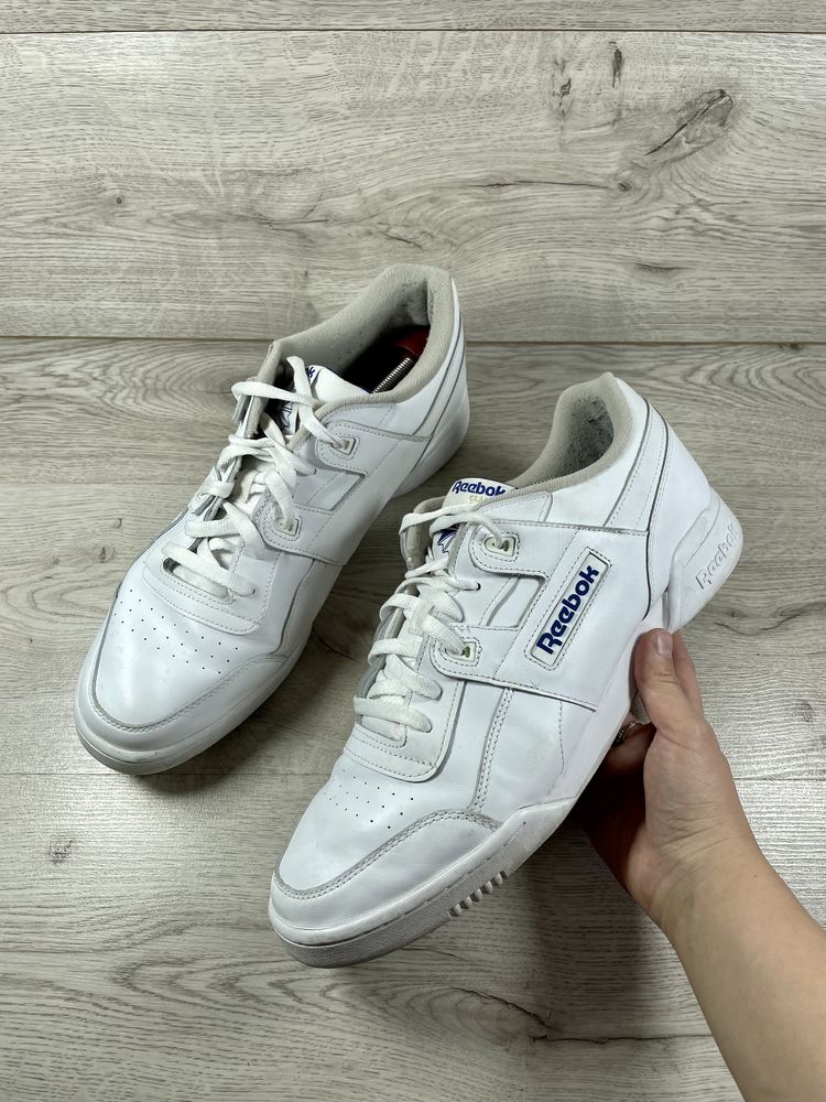 Reebok Classic на велику ногу