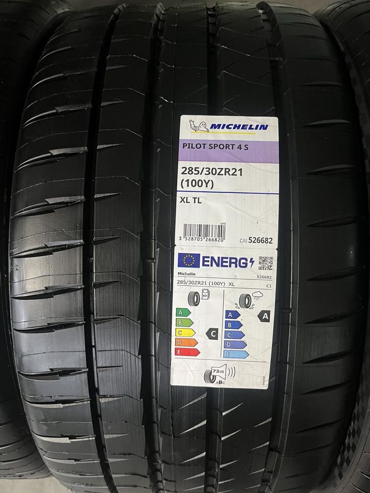 285/30/21/21+255/35/21 R21 Michelin Pilot Sport 4S 4шт нові