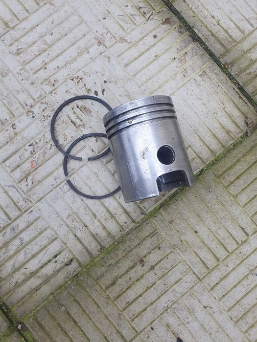 Поршень Тула, Муравей б/у 1р