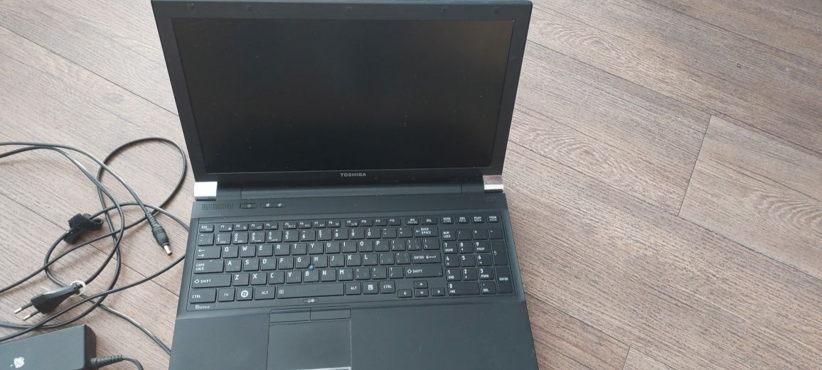 Ноутбук Toshiba Tecra