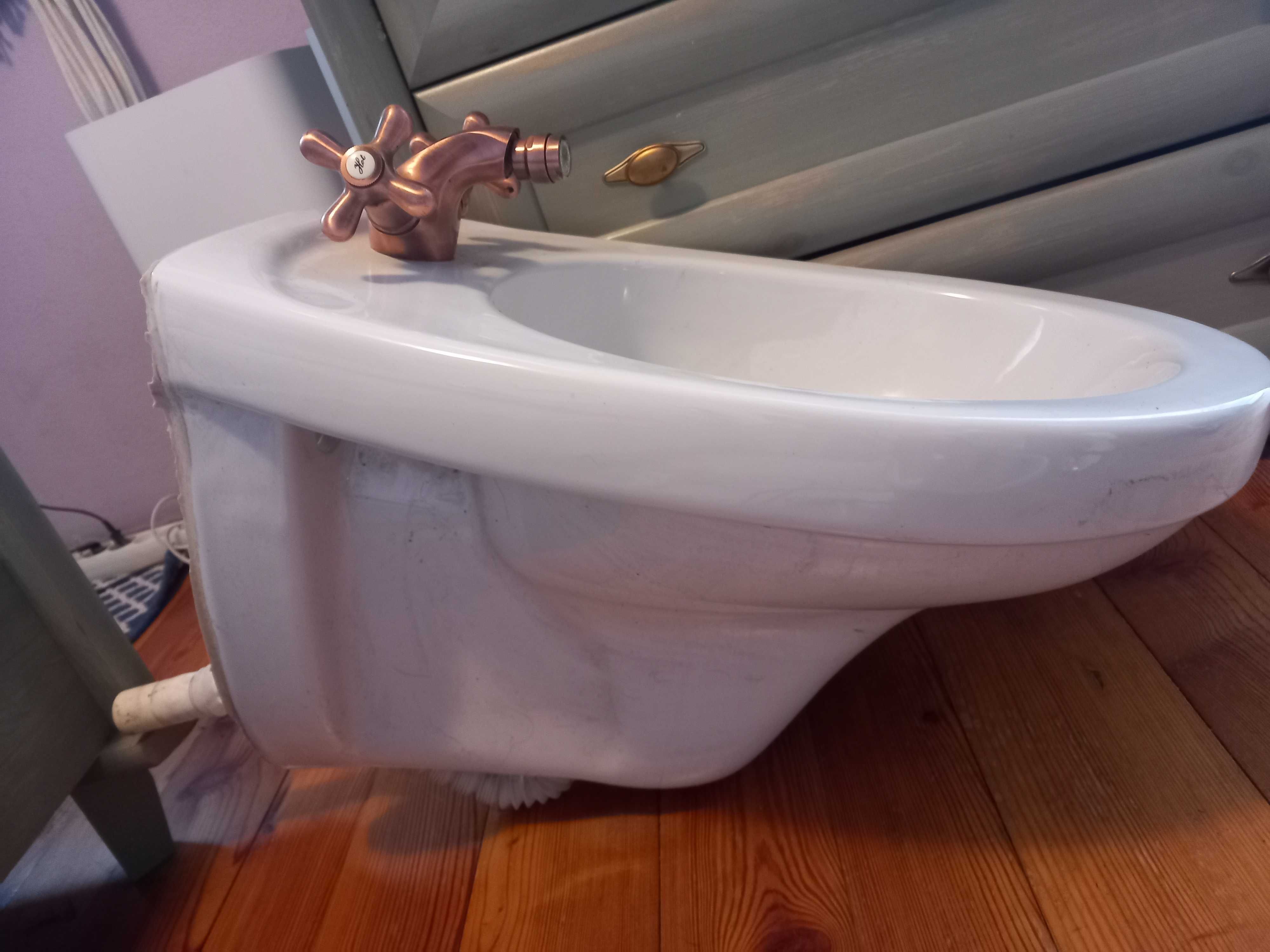Bidet cersanit z baterią