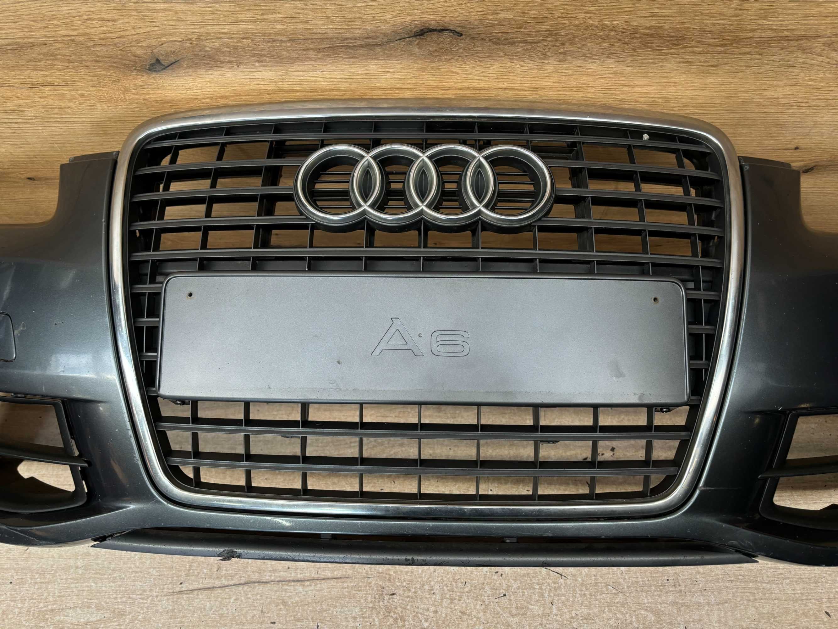 Zderzak przedni Audi A6 C6 S-Line kolor lz7s