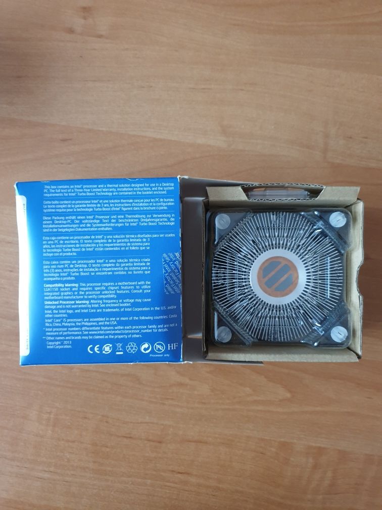 Intel 4690K Asus Z97-P DDR3 8Gb RAM  Radiator PHANTEKS