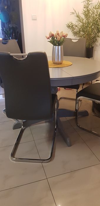 Krzesła 4x ekoskóra na płozach chrom bardzo wygodne 1/2 ceny tanio
