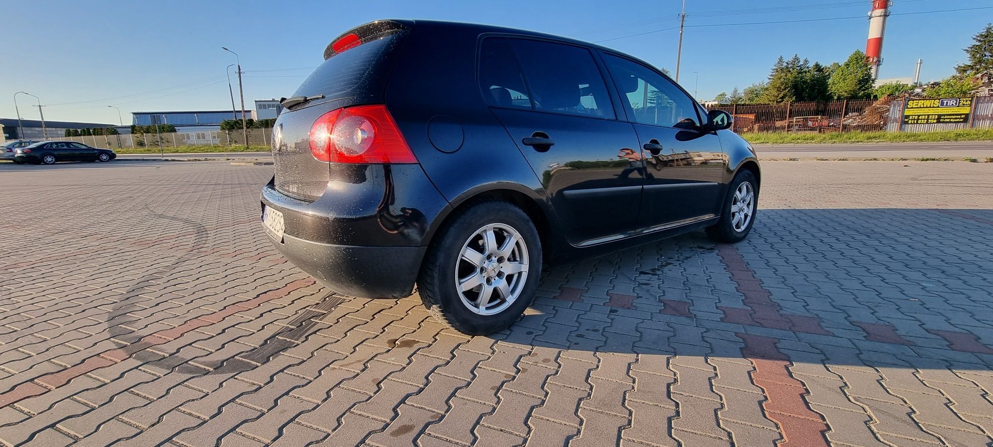 Volkswagen Golf 5 benzyna  1.4 75km