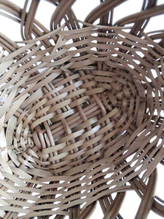 wiklinowy koszyk vintage