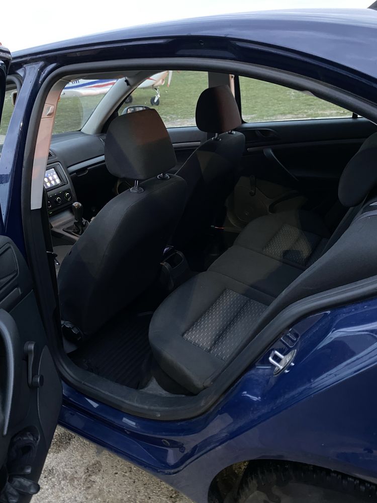 Skoda octavia 1.6 TDI 2012 KLIMA
