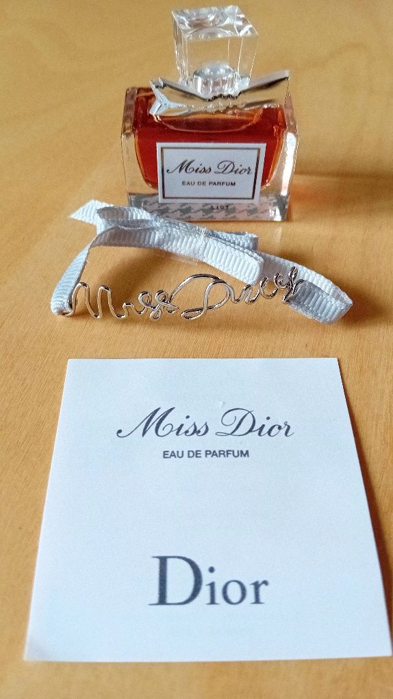 Miss Dior zestaw podarunkowy 5 ml z bransoletką edycja limitowana 2017