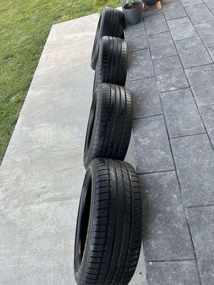 Шини GOODYEAR 225/45R18