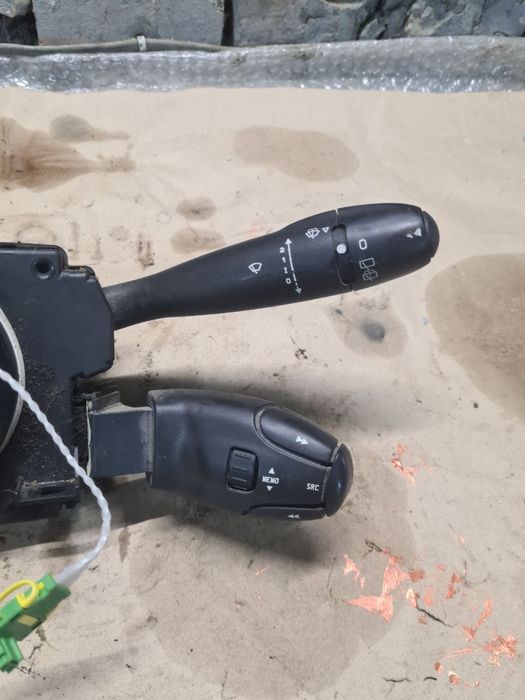 Переключатель поворотів шлейф руля Citroen xsara picasso Peugeot 307