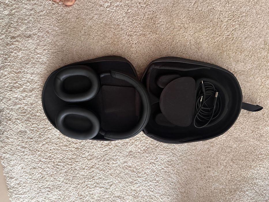 Headphones Sony XM5