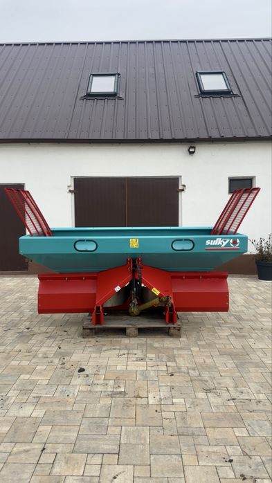 Sprzedam rozsiewacz sulky GLX 1500kg
