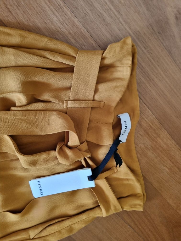 Calça pinko amarelo torrado com etiqueta