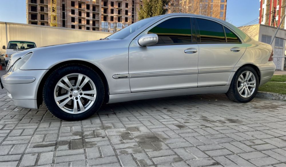 Меседес W203, C-classe, 2,2 дизель, АКПП, 2001 рік