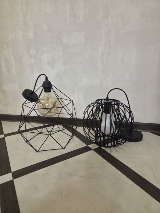 Люстра все працює